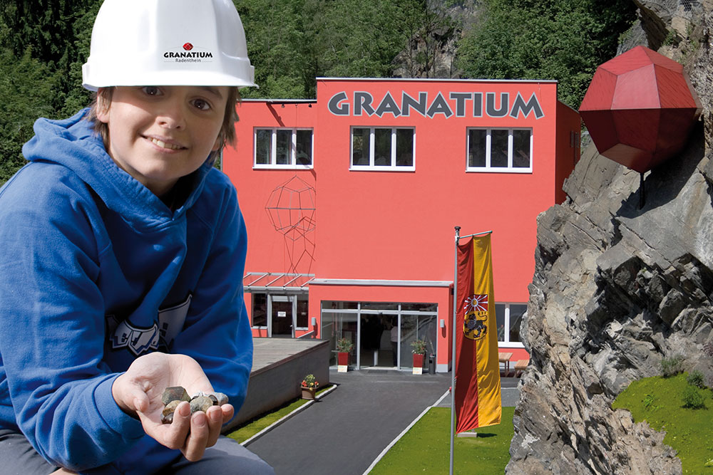 07granatium1